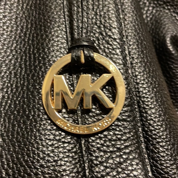 Michael Kors Shoulder Bag - Picture 2 of 10